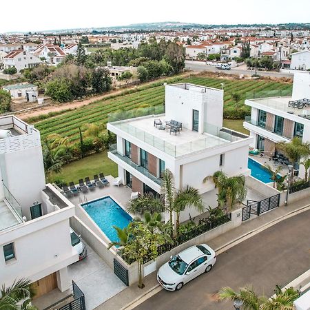 By The Beach Villa 12 بروتاراس المظهر الخارجي الصورة