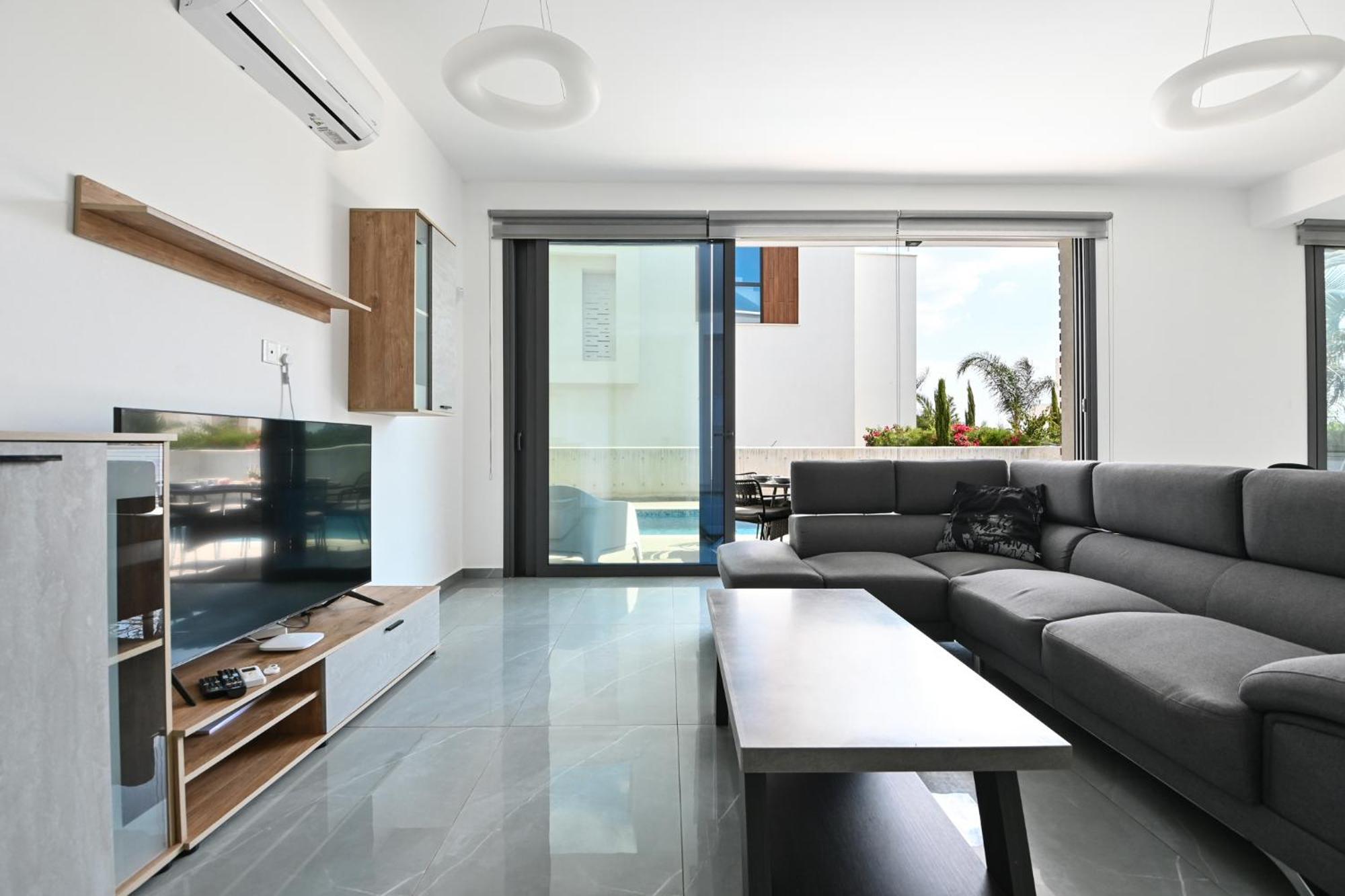 By The Beach Villa 12 بروتاراس المظهر الخارجي الصورة