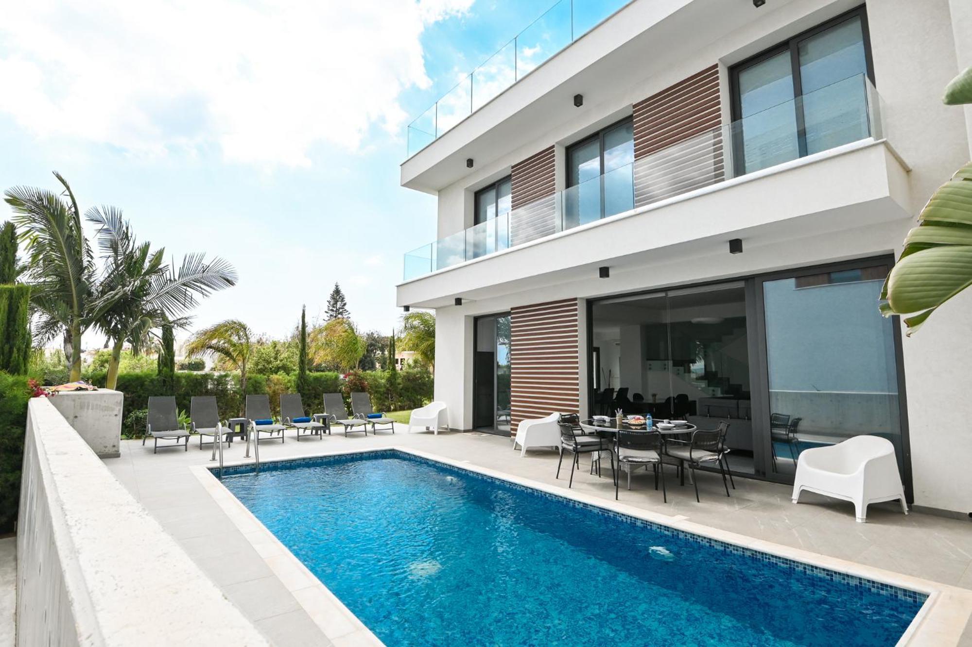 By The Beach Villa 12 بروتاراس المظهر الخارجي الصورة